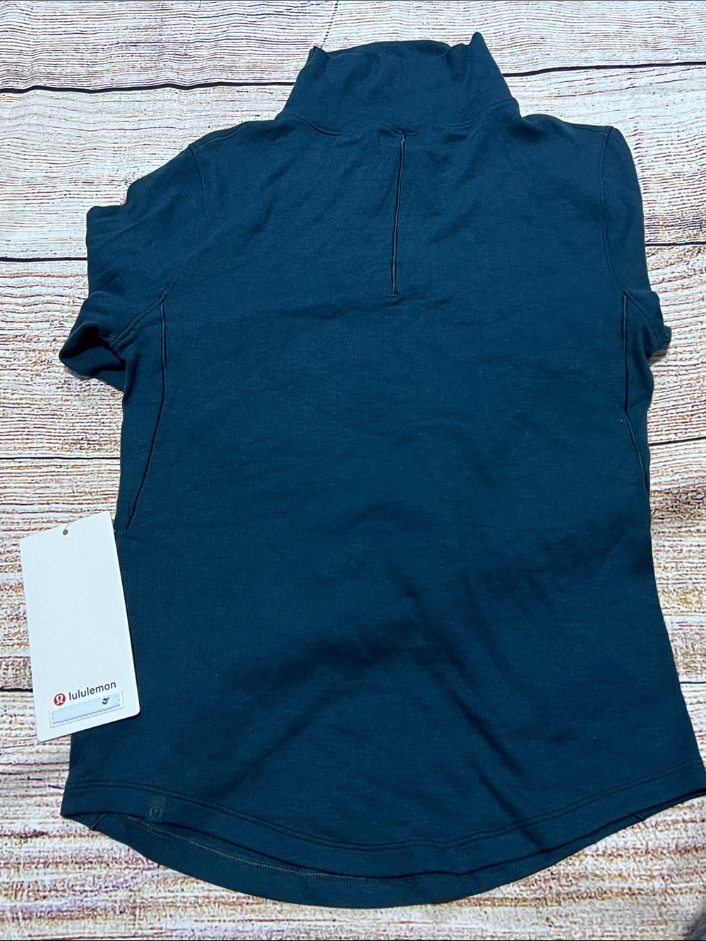 Lululemon - Picture 4 of 5
